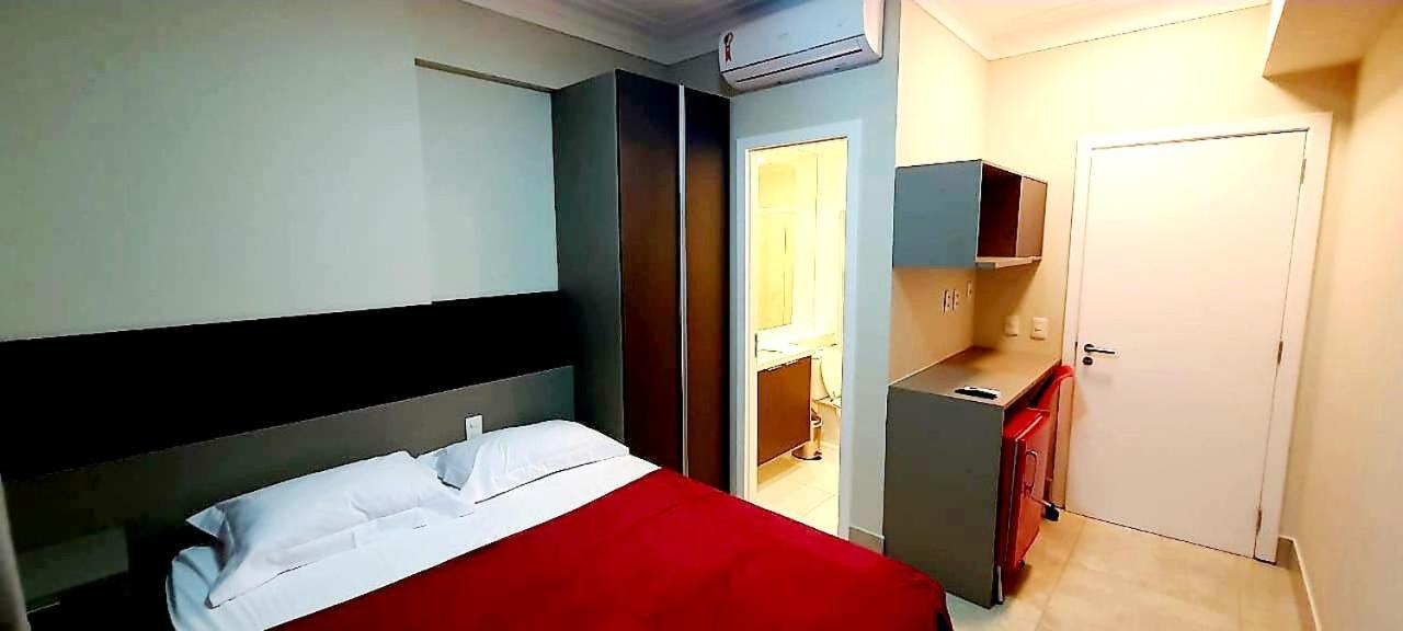 Suites Mondial Salvador Flat Esterno foto
